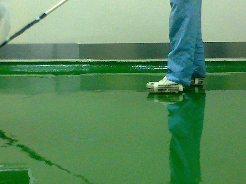 epoxy floor in warehouse